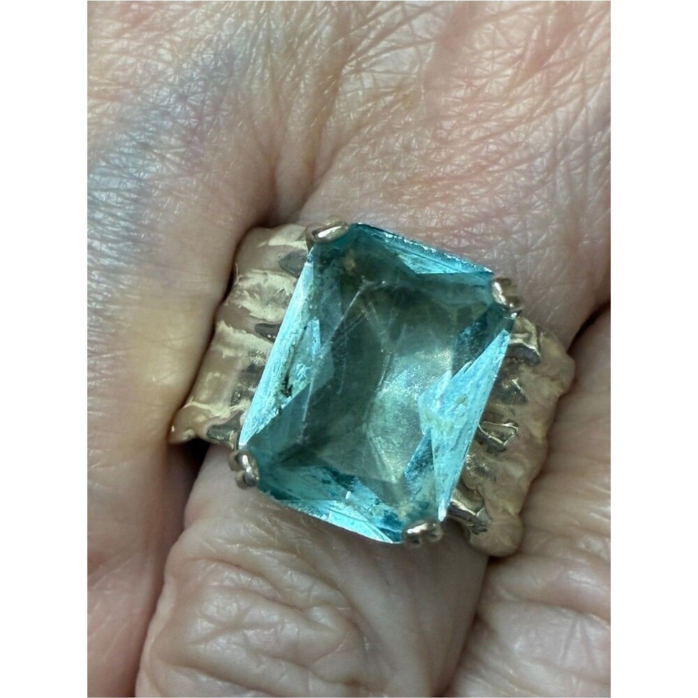 Silpada’s Artisan Sterling Silver.925 Ring with Aqua Blue Gemstone